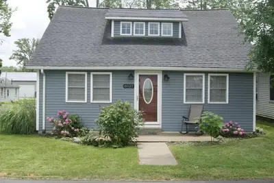 A spacious getaway on Orchard Island