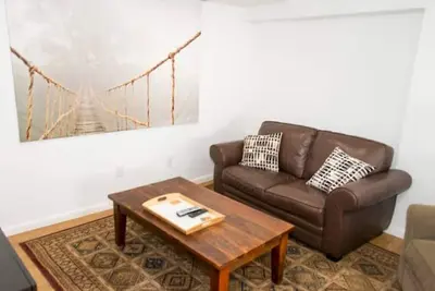 Image de Yakima Vacation Rentals- Spacious Bungalow\n