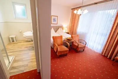 Image de Familienzimmer 2 bis 4 Personen mit Balkon - Pension & Appartements Ertl