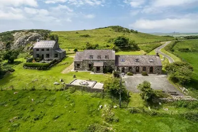 Image de Y Bwthyn, Fishguard - Trois Chambres Gîte, Couchages 6