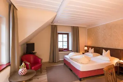 Family studio Lebenslust breakfast 1-4 nights - Landhotel Lindenhof