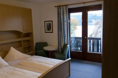 Image de Doppelzimmer - Pension Härring Direkt am See