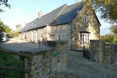 Image de La Longere a tranquil, rural stone cottage, cosy and comfortable. All inclusive