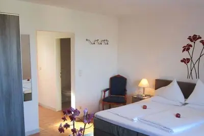 Image de Doppelzimmer Typ A mit FrĂĽhstĂĽck - Hotel Klein