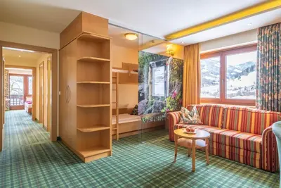 Image de Familien Suite \"murmelbau\" - Der Kirchheimerhof - Superior Refugium