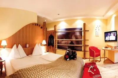 Juniorsuite \"edelstein Granat\" - Der Kirchheimerhof - Superior Refugium