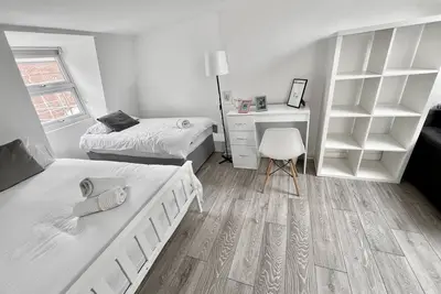 Image de Full House 5 Rooms 3 Bath London
