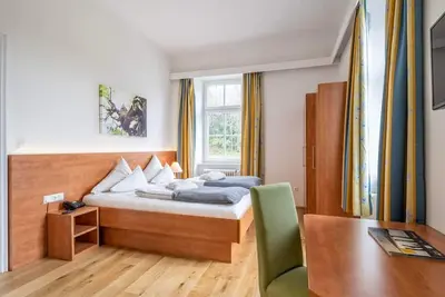 Image de Doppelzimmer in der Villa Ohne Balkon - Villa Postillion am See