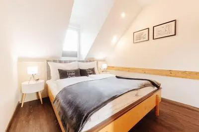 Image de Family room lake view - Pension Linder