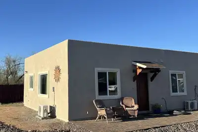 Image de Welcome to Your Tucson Oasis! Your Ideal Getaway with mountain views Awaits!