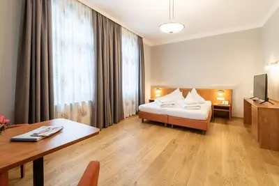 Image de Appartement Goldeck - Familienhotel Post-kinder&sport am Millstätter See