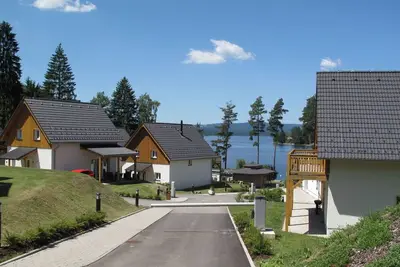 Image de Maison de vacances privée avec Wifi, bain à remous, Tv, terrasse, animaux admis, parking