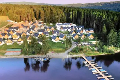 Image de Belle maison de vacances privée avec Wifi, bain à remous, Tv, terrasse, animaux admis et parking