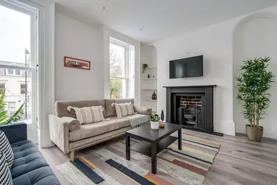 Supérieure-Appartement-Salle de bain privée séparée-Queen's Lofts