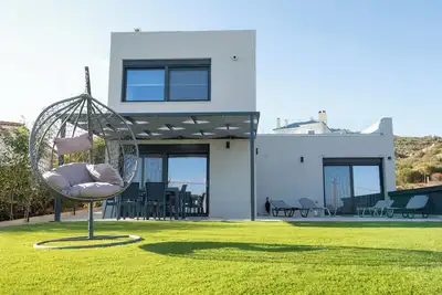 Image de Moderne Villa mit Meerblick Große Terrasse Großer Balkon Neubau 500m vom Strand