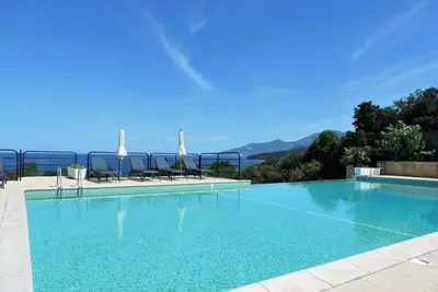 Image de Joli appartement pour 4 personnes avec piscine, climatisation, Wifi, Tv et terrasse