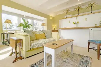 Image de Palm Tree Cottage -  an annexe that sleeps 2 guests  in 1 bedroom