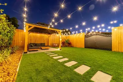 Image de Chic House near the Grove