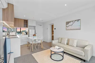 Image de Southbank`s `Stature` Building2 Bedroom Apartment