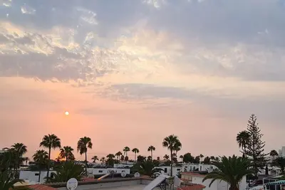 Image de Top Renovierte Wohnung 80m2 mit Fantastischer Dachterrasse 60m2