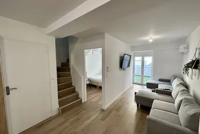 Image de Mascate, Appartement avec extérieur en Hyper-Centre de Reims