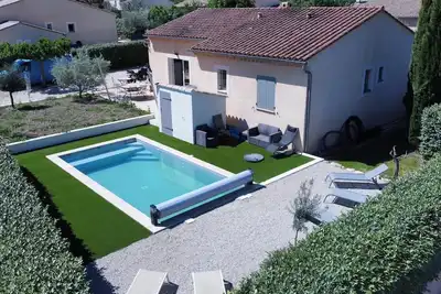 Image de Maison de location saisonnière avec piscine \"Les oliviers des montées\"