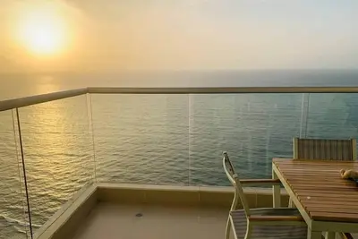 Image de Spectacular Jewel @ Palmetto Beach Bocagrande 32th Floor