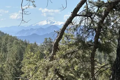 Image de Pikes View Guesthouse: Outdoor Adventure Retreat\n 2 Bedrms ~2 Baths~ Sleeps 5