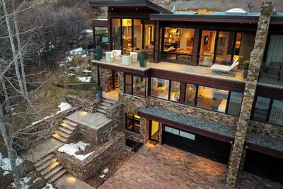 Luxury Home | Family Fun w/ Hot Tub & Home Theater