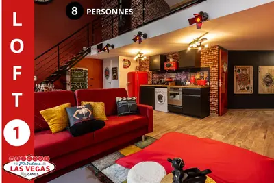 Image de 3 Logements 300 m2 Loft Billard / Babyfoot / Bar À Jeux