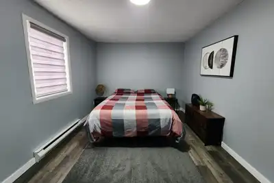 Image de Freshly Renovated 2 bedroom unit