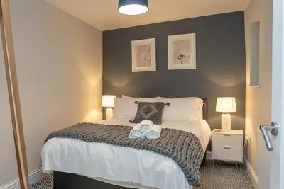 Image de Appartement-Moderne-Salle de bain privée séparée-Vue ville-Central