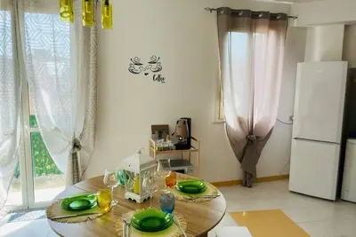 Image de Walnut House 15minutes from the center of Palermo