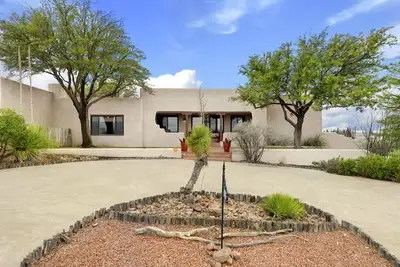 Image de Cactus Rose - Enjoy wildlife and mountain views close to downtown Alpine