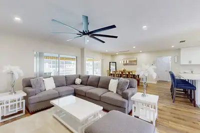 Image de Canal-front home with private pool, dock, grill, canal views, & W/D