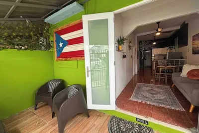 Image de Salo-Casa Verde 1st floor & Patio by Stay Here Pr