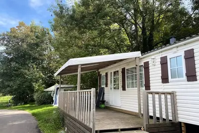 Image de Mobil-Home Premium avec terrasse couverte, 3 chambres, climatisé, lave-vaisselle, tv 6 personnes