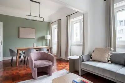 Image de Blueground | Rua Castilho, furniture included