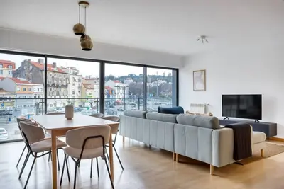 Image de Blueground | Alcantara, fully furnished