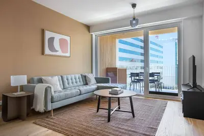 Image de Blueground | New in Praça de Espanha, balcony