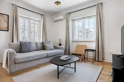 Image de Blueground | Alvalade, balcony