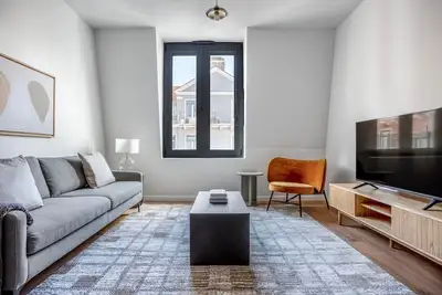 Image de Blueground | Alcântara, furnished + kitchen