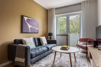 Image de Blueground | Campo Pequeno, fully equipped