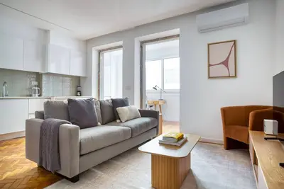 Image de Blueground | Campo de Ourique, fully equipped