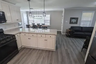 Image de Remodeled Bungalow walking distance to Augusta National