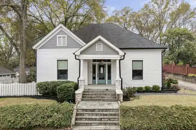 Image de Magnolia Cottage - in the heart of Mystic Falls & Covington Square!