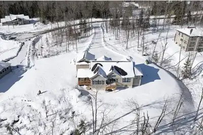 Image de Muskoka Brand New Cottage - Zen Retreat For Nature Lovers near Algonquin Park