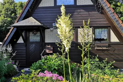 Image de Maison de vacances 'Haus Paradiesecke' avec terrasse privée, jardin privé et Wi-Fi