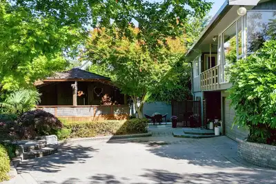 Image de The Manor - Spa, Sauna, Huge Grounds