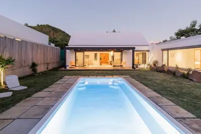 Image de 3 bedroom villa nestled in nature